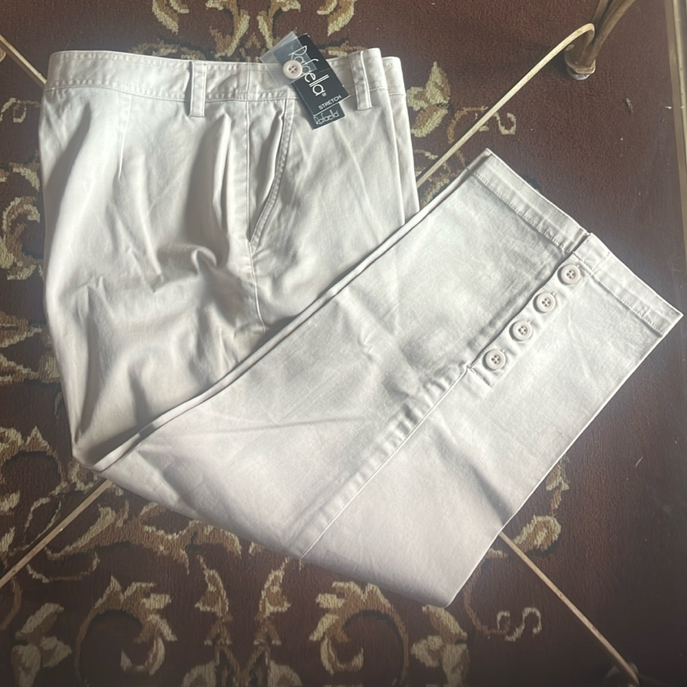 New Womens Rafael size 10 stretch capris